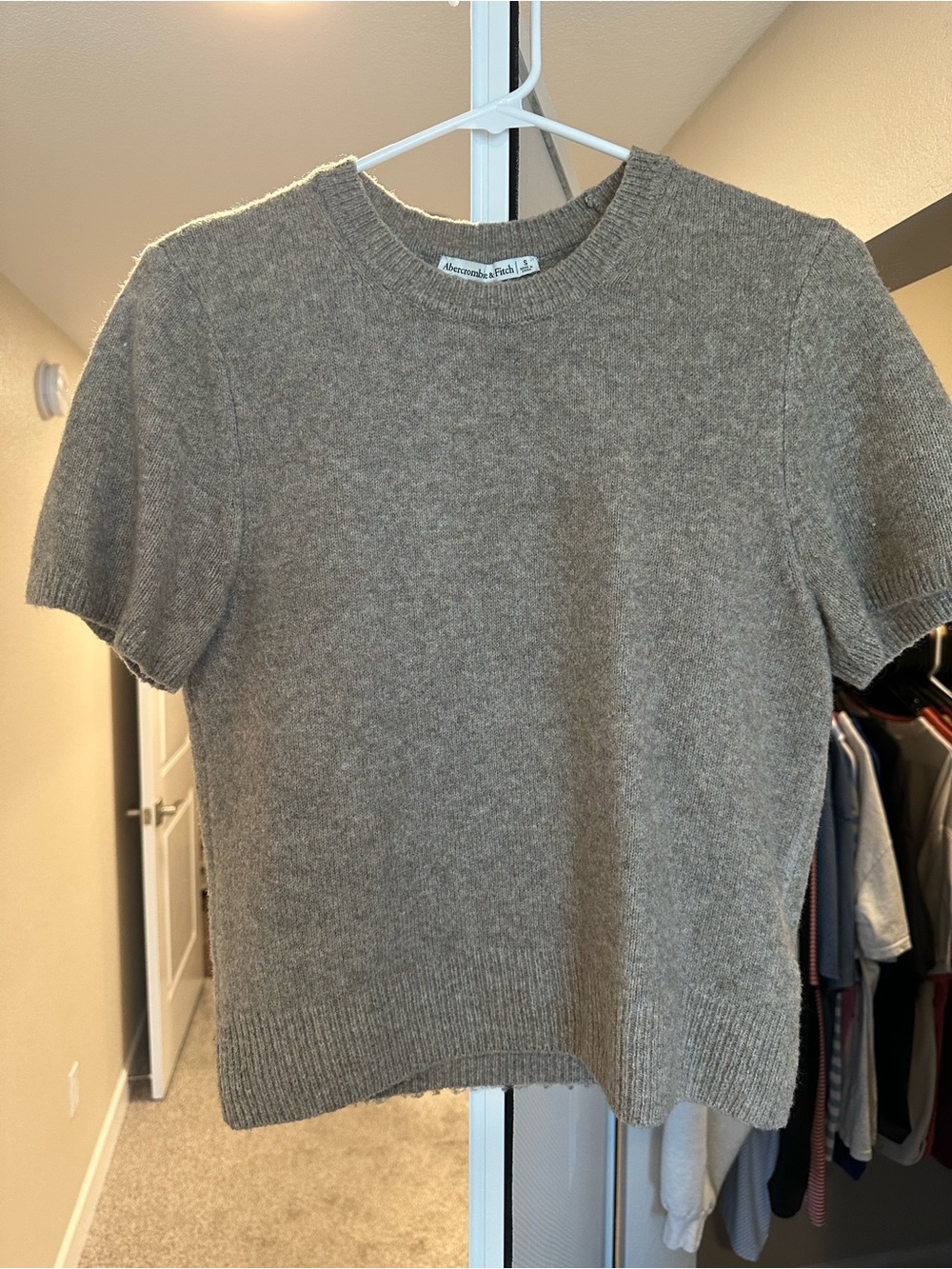 Abercrombie & Fitch Short Sleeve Crewneck Sweater - Taupe Brown